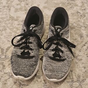 Nike Black Knit Sneakers